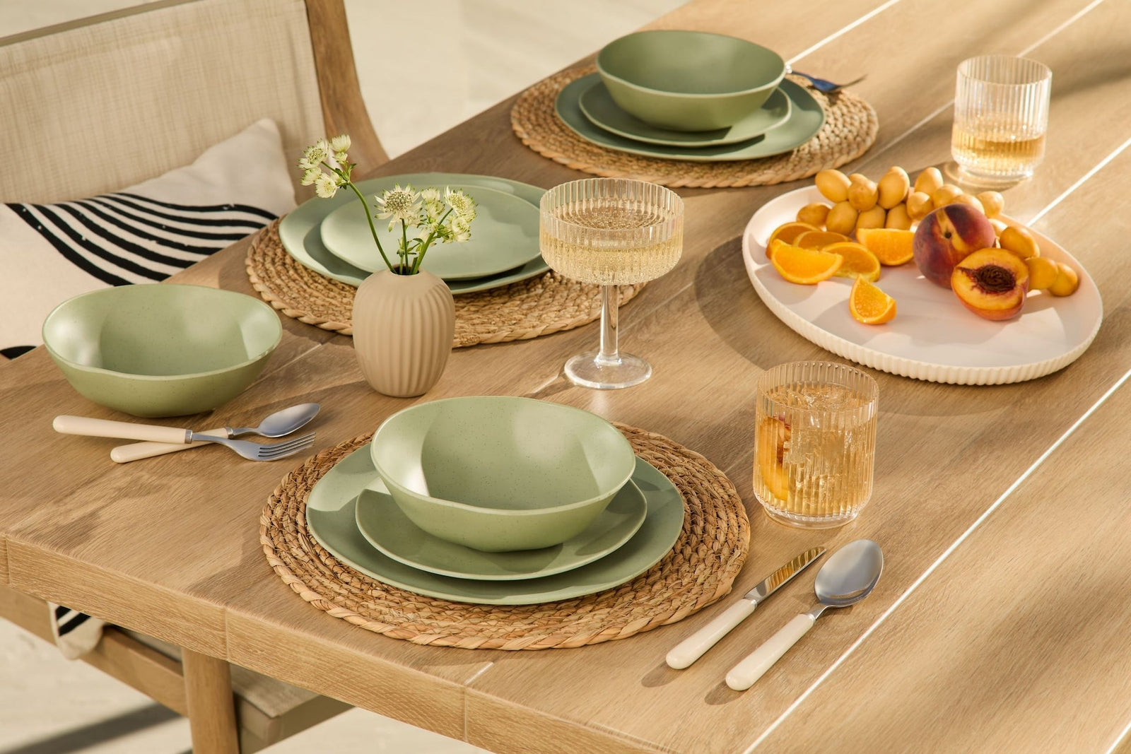 Everyday Dinnerware Set, BPA-Free, Sage Green, 12-pk R3P0 - product image 2