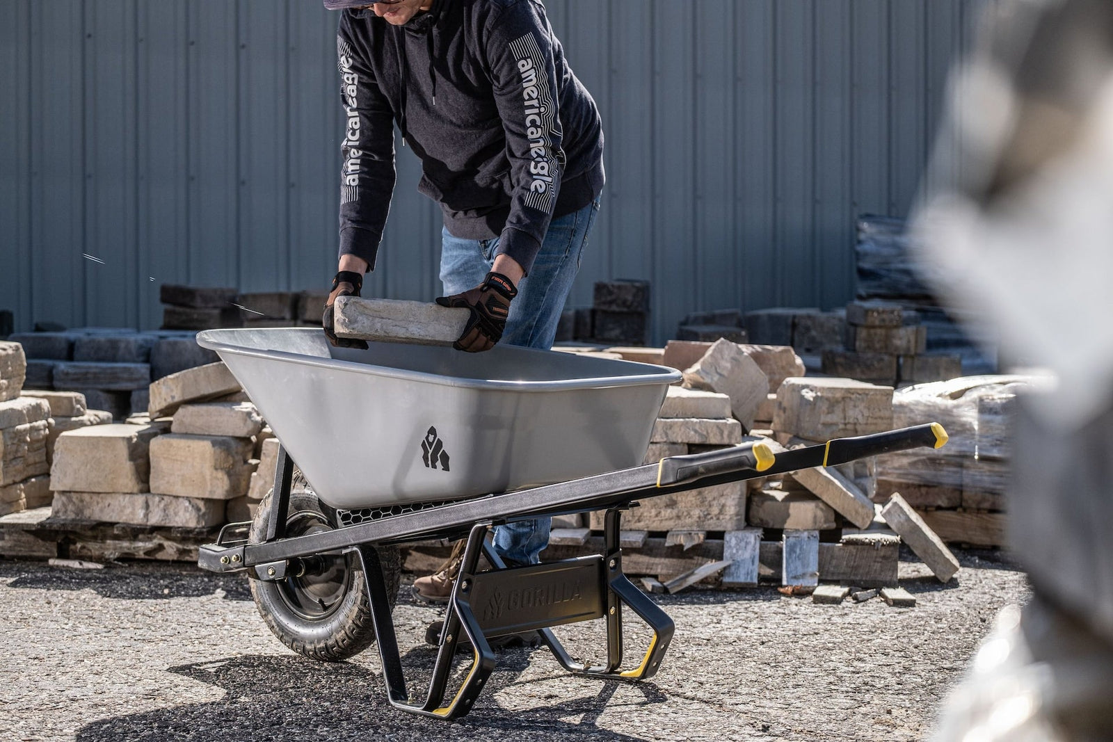 Heavy-Duty Easy Pivot/Dump Steel Tub Wheelbarrow, Steel Tray, 6-cu-ft U2O3 - product image 8