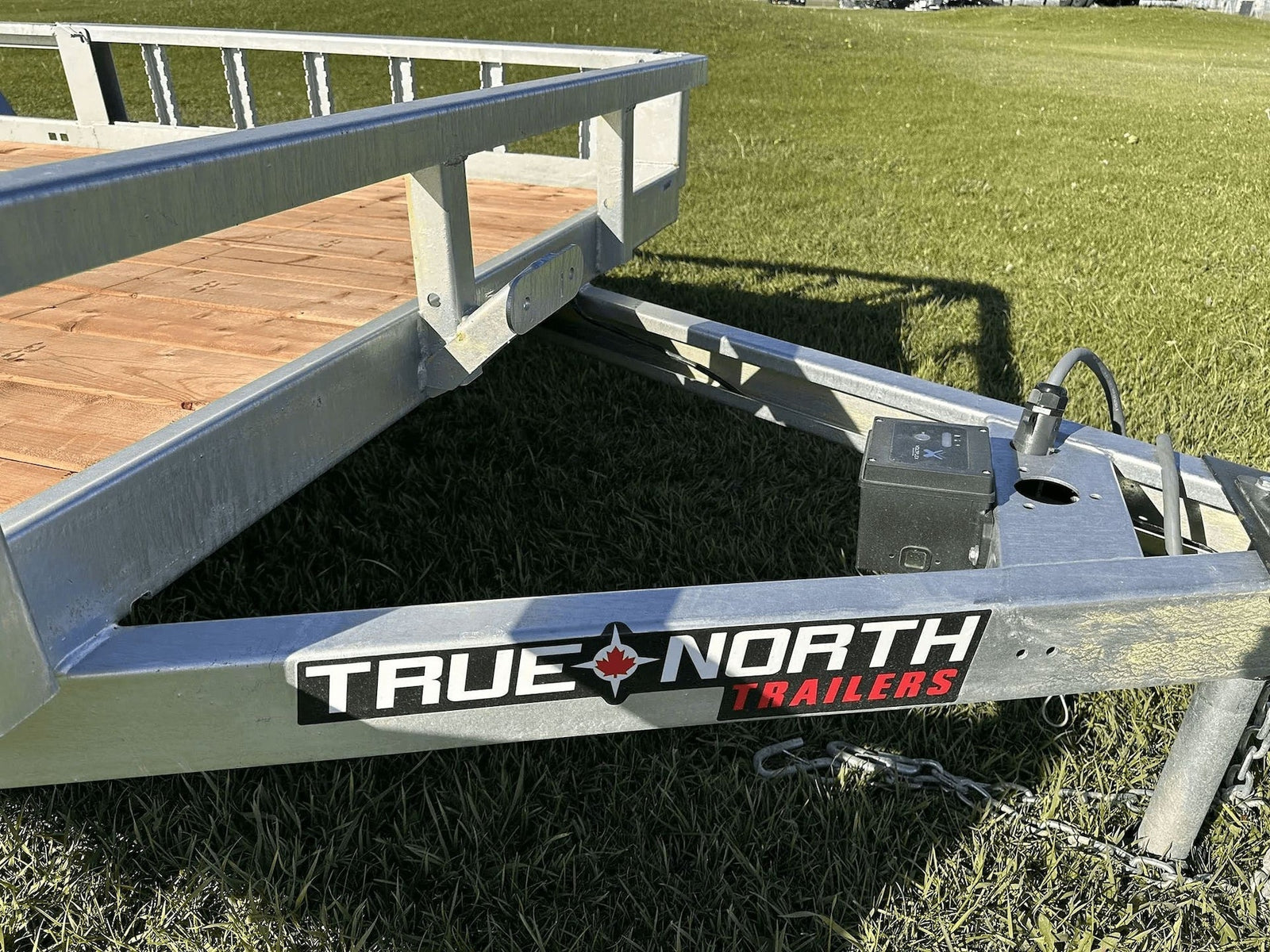83-in x 16-ft Tandem Axle Utility Trailer, Galvanized Z7Q5 - product image 7