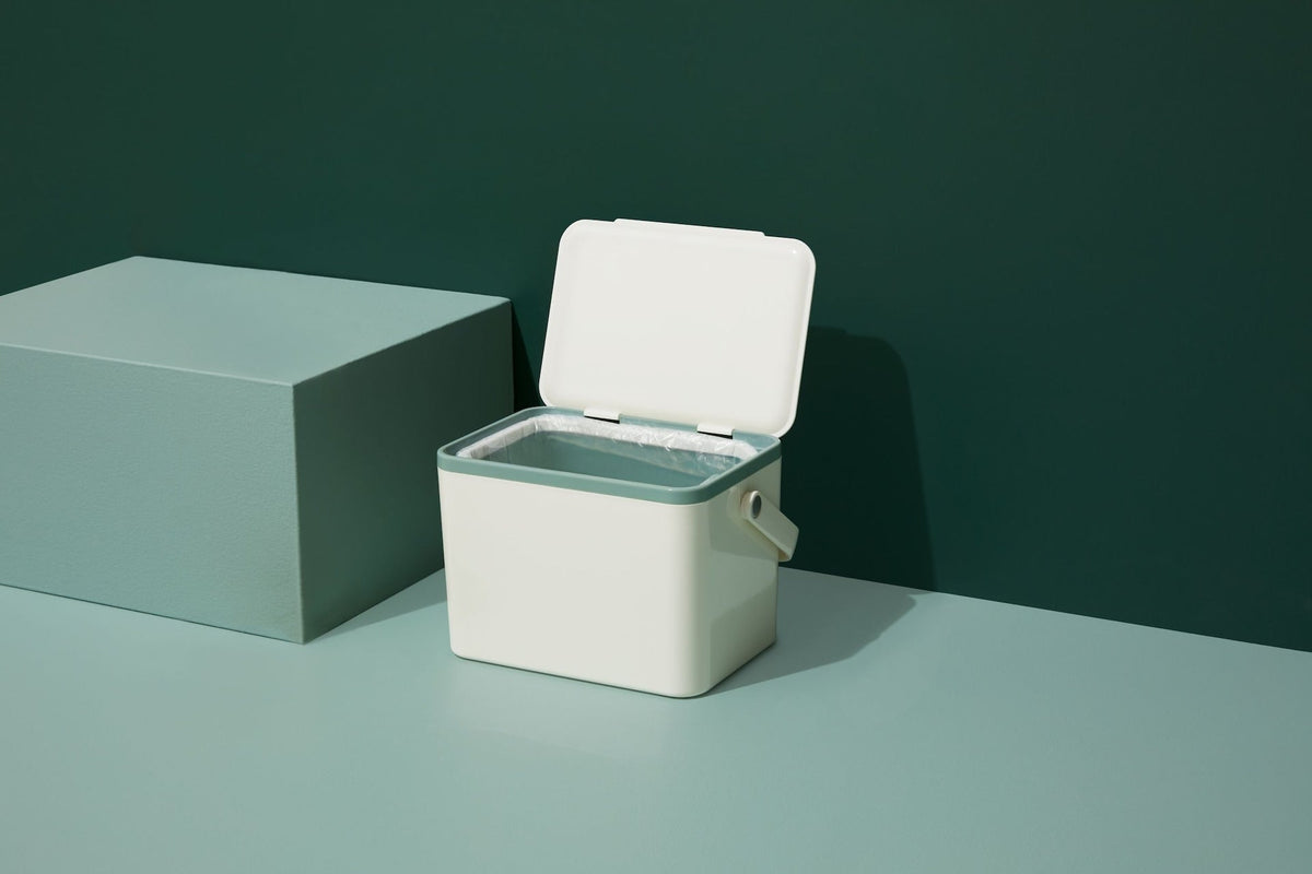 type A Plastic Rectangular Compost Bin, White, 4-L K1V8 - product image 7