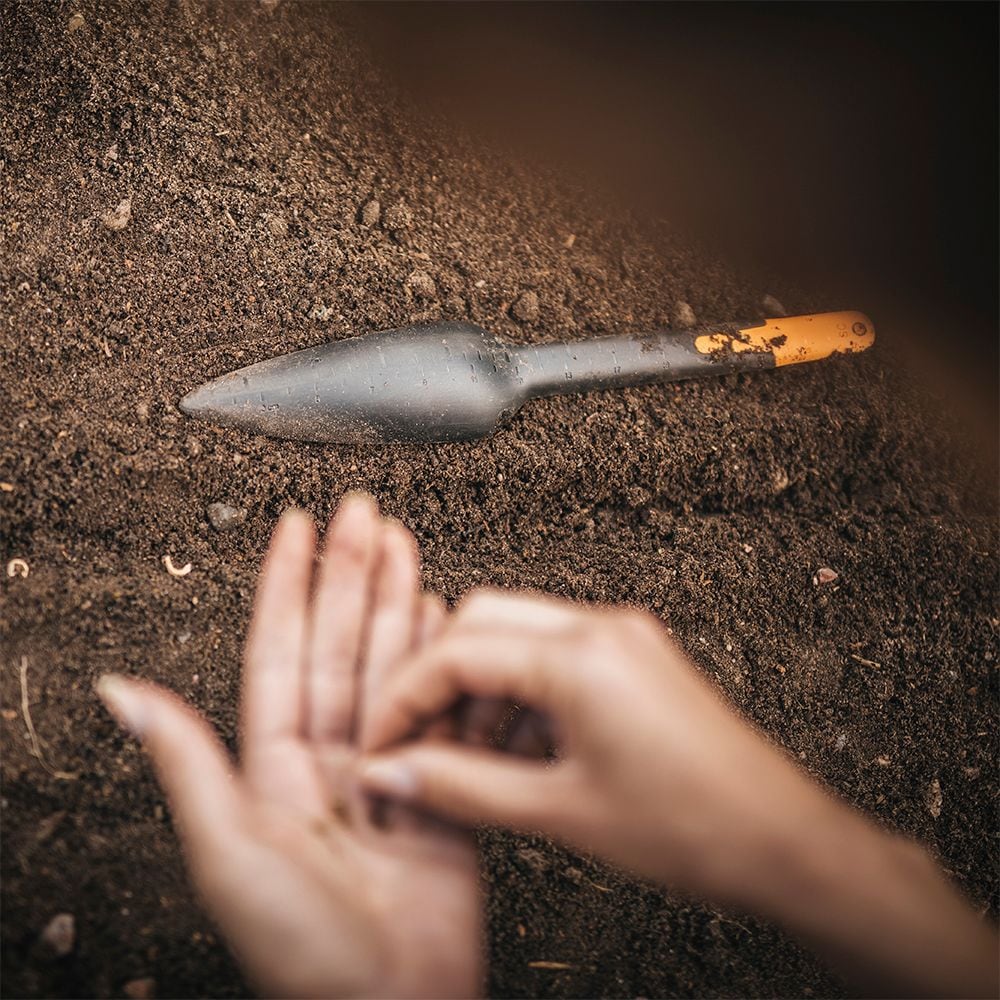 Lightweight Durable Hand Seed Sower & Dibber J4O4 - product image 8
