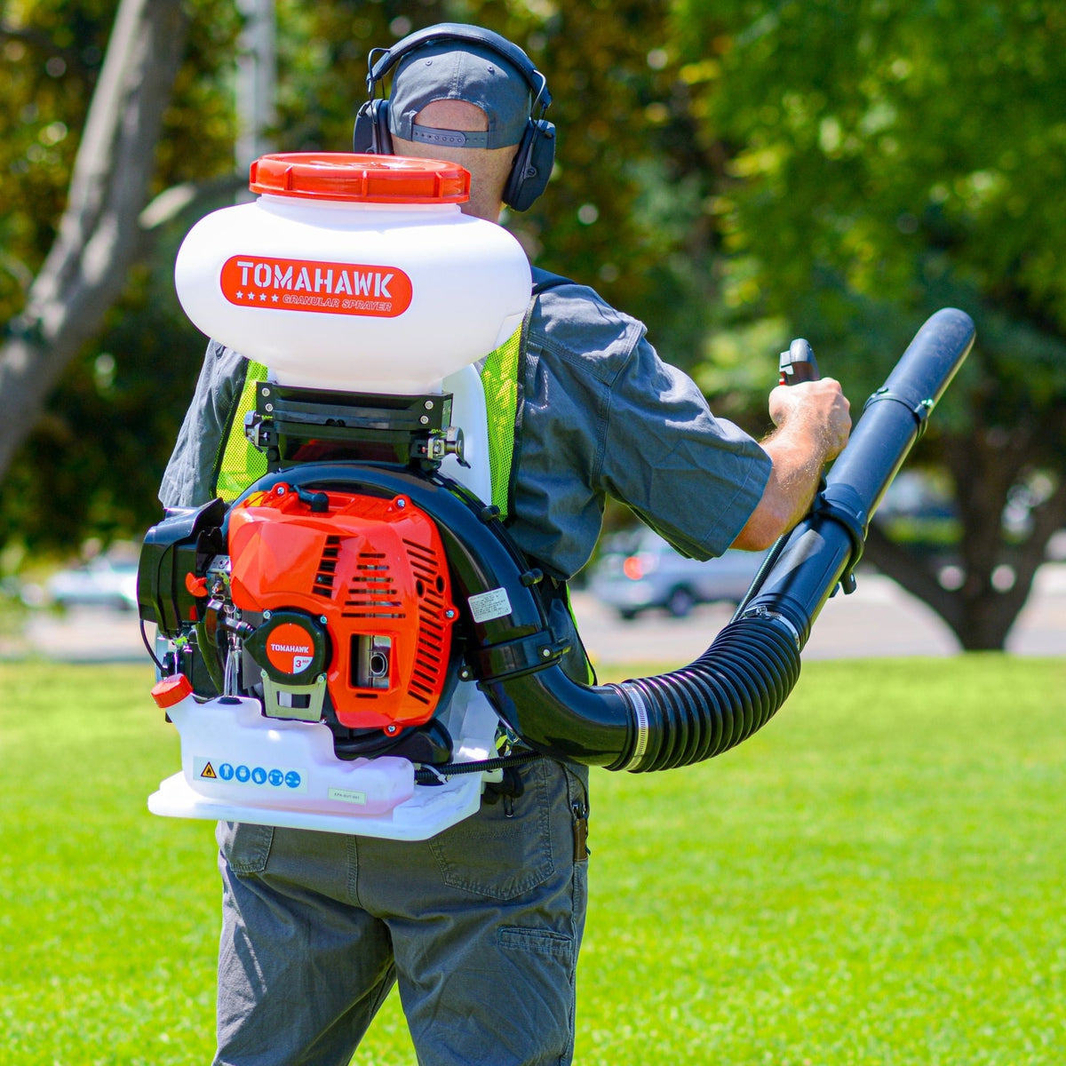4-Gallon Backpack Motorized Fertilizer/Ice Melter Spreader Z3H7 - product image 8