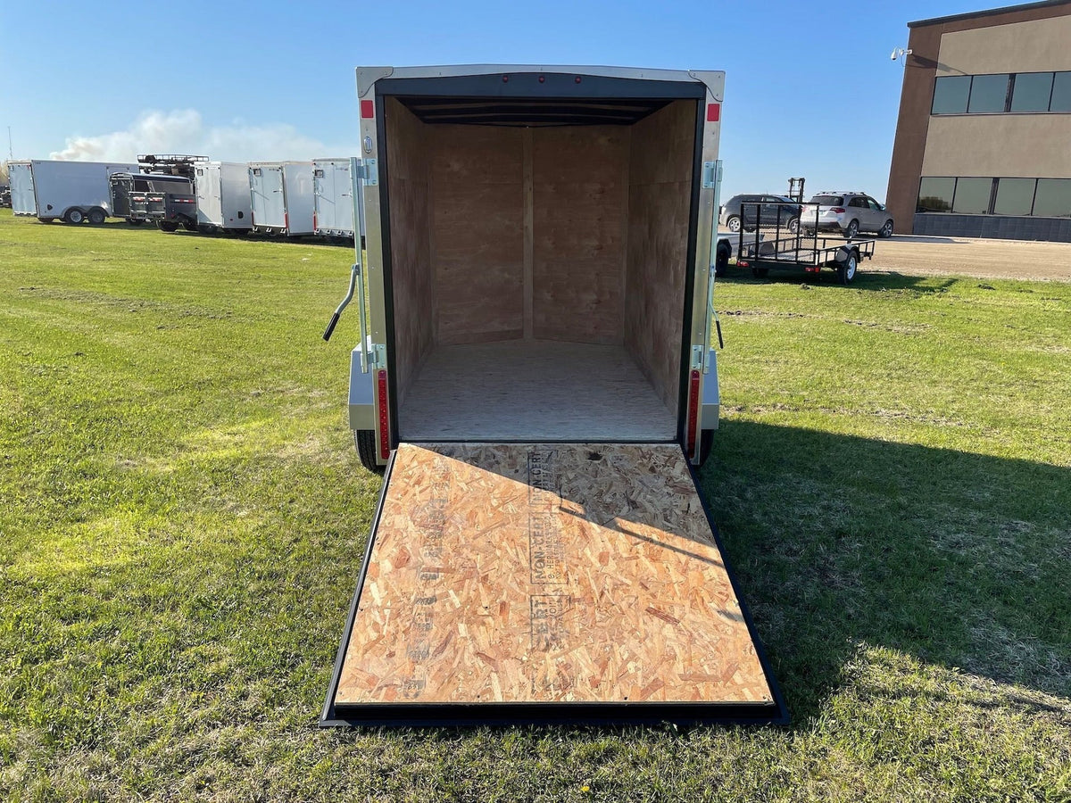 5 x 8-ft Enclosed Trailer with Ramp Door, White X5E1 - product image 5