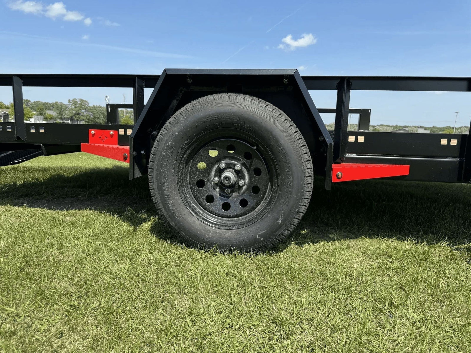83-in x 14-ft Utility Trailer With Gate & Side ATV Ramps, Black R0G9 - product image 8