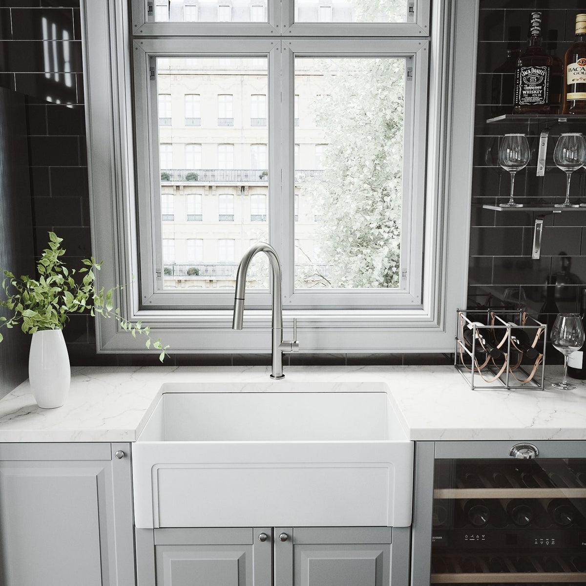 Greenwich Single Handle Pull Down Sprayer Kitchen Faucet with Deck Plate, Stainless Steel Q5J8 - product image 7